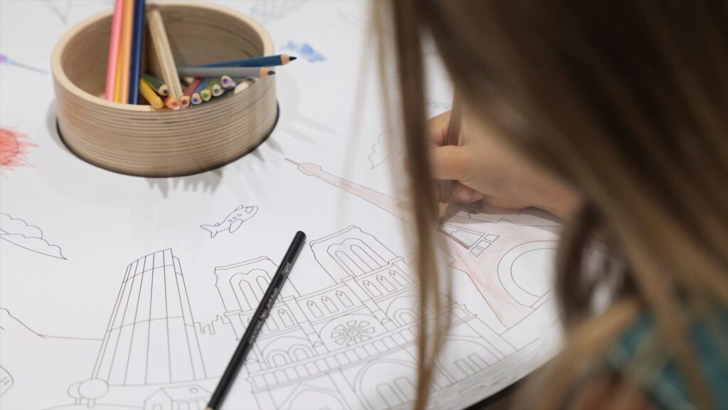 children's waiting room doctor drawing table