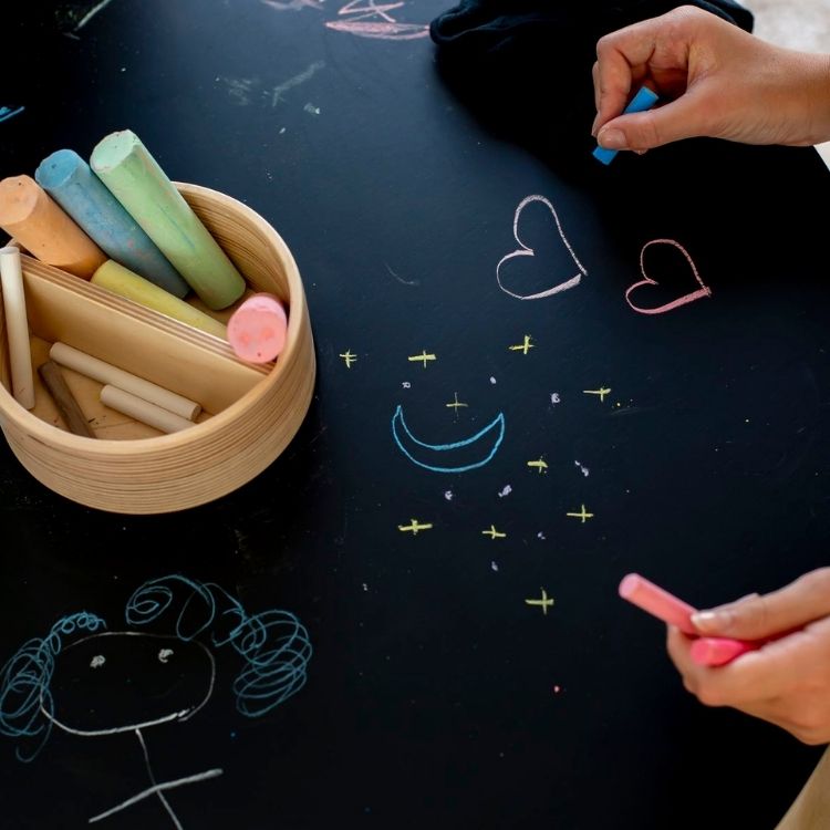 table à colorier effacable enfant craie