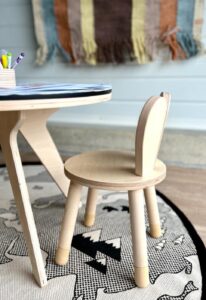 Chaise lapin en bois
