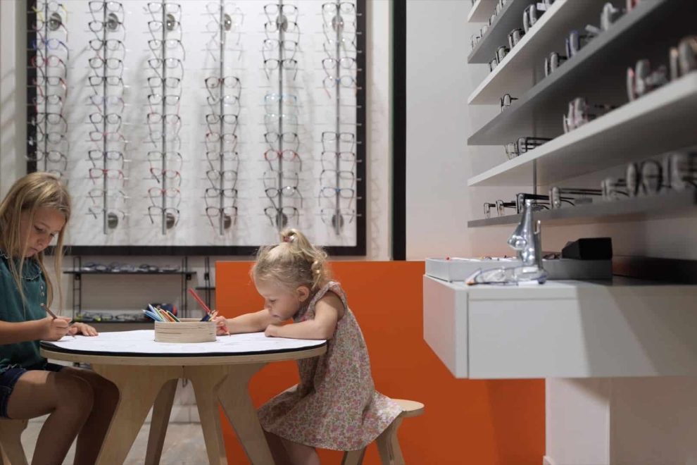 children’s play area optician drawing table Children's play corner drawing table optician